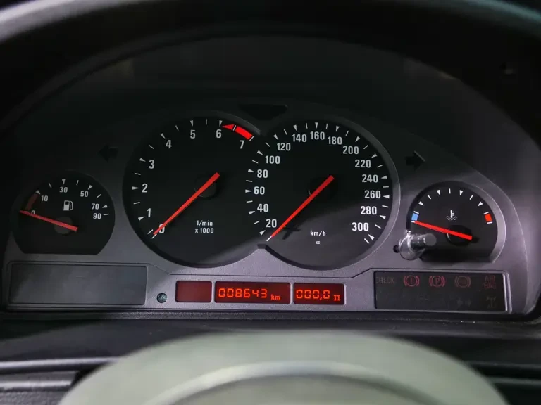 1990 BMW E31 8 Series - Image 16 of 24