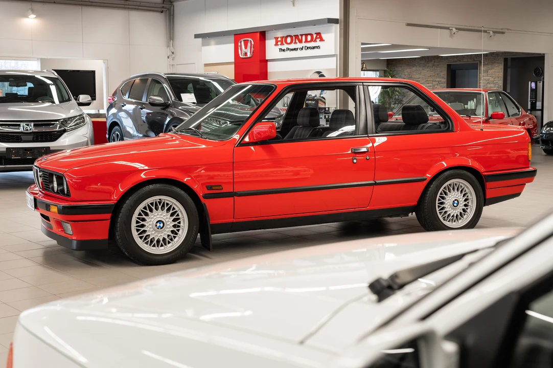 1990 BMW E30 3 Series - Image 18 of 31