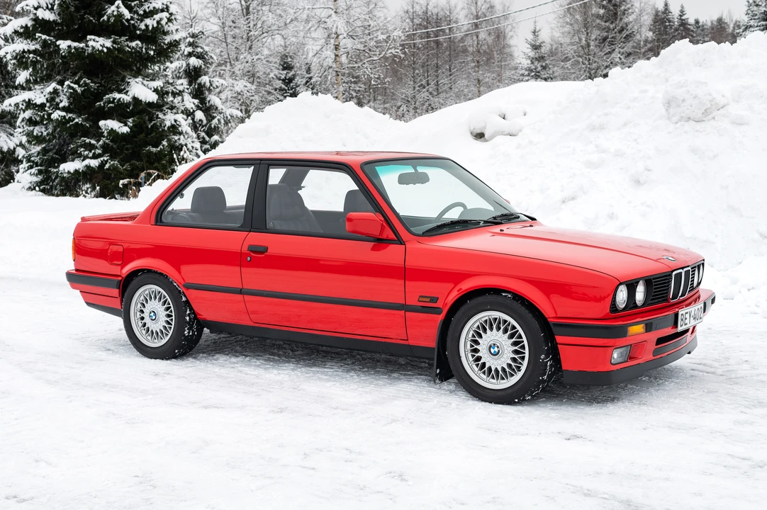 1990 BMW E30 3 Series - Image 4 of 31