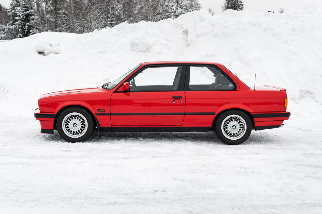 1990 BMW E30 3 Series - Image 7 of 31