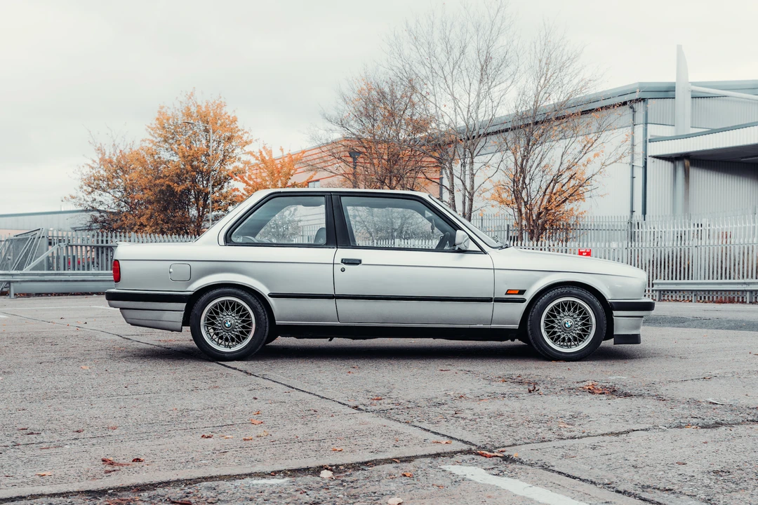 1990 BMW E30 3 Series - Image 5 of 31