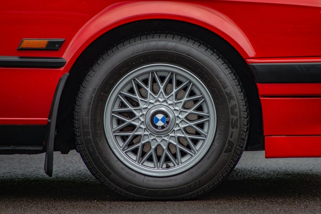 1990 BMW E30 3 Series - Image 10 of 30