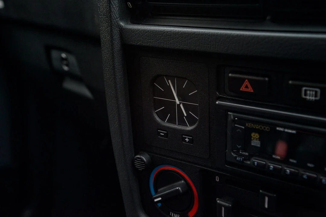 1990 BMW E30 3 Series - Image 14 of 30