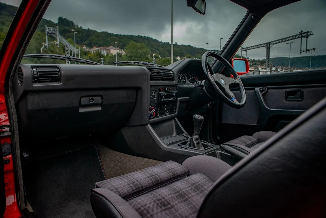 1990 BMW E30 3 Series - Image 22 of 30