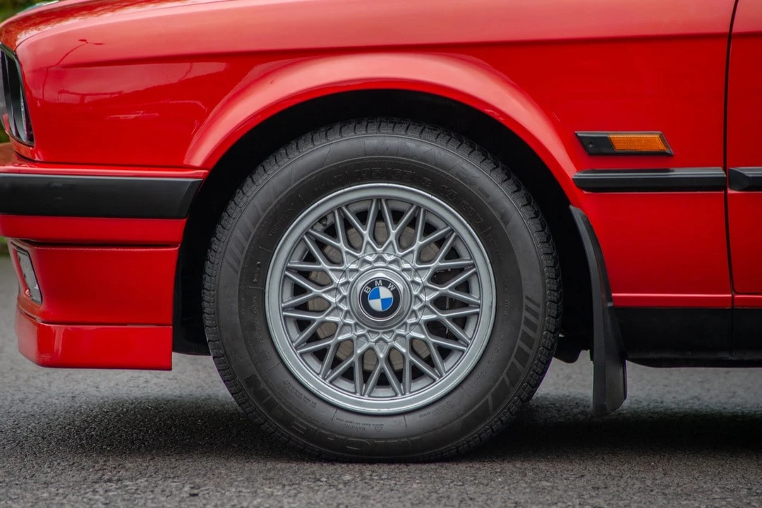 1990 BMW E30 3 Series - Image 11 of 30