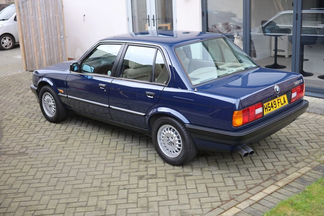 1990 BMW E30 3 Series - Image 11 of 30