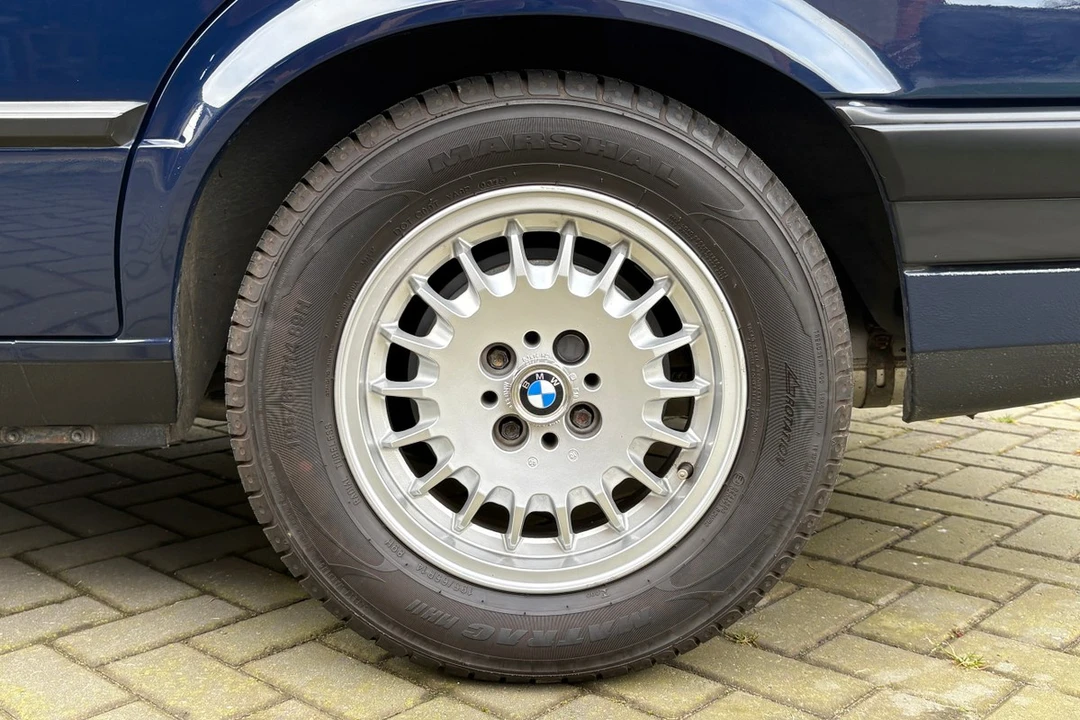 1990 BMW E30 3 Series - Image 28 of 30