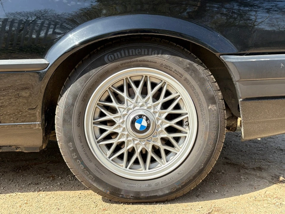 1990 BMW E30 3 Series - Image 19 of 30