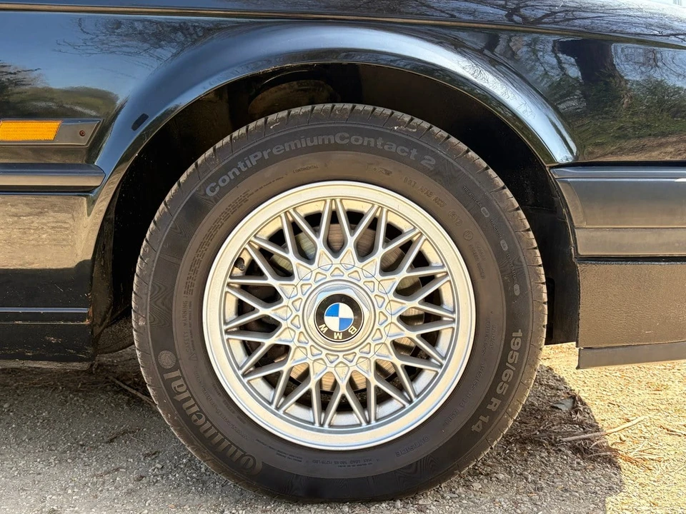 1990 BMW E30 3 Series - Image 21 of 30