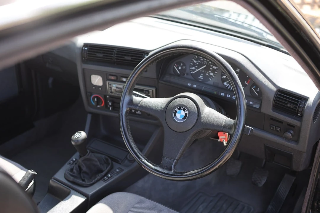 1990 BMW E30 3 Series - Image 25 of 30