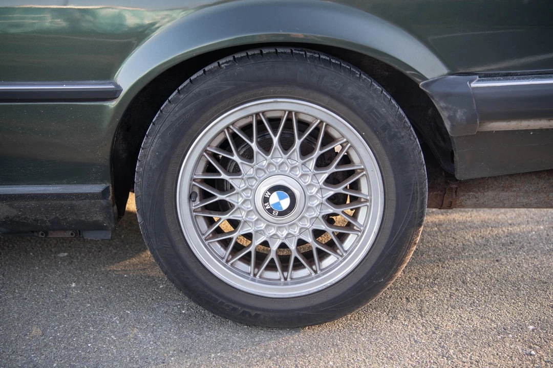 1990 BMW E30 3 Series - Image 13 of 30