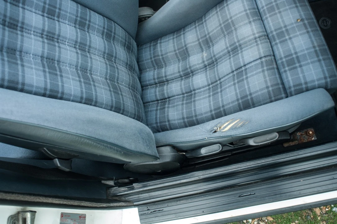 1990 BMW E30 3 Series - Image 28 of 30