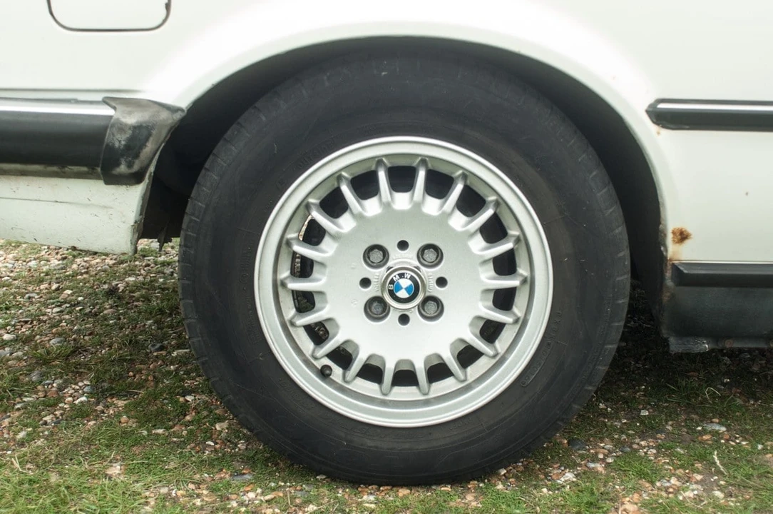 1990 BMW E30 3 Series - Image 20 of 30