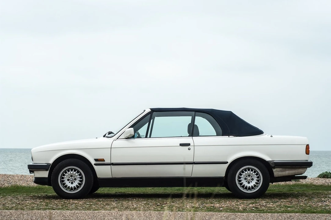 1990 BMW E30 3 Series - Image 10 of 30