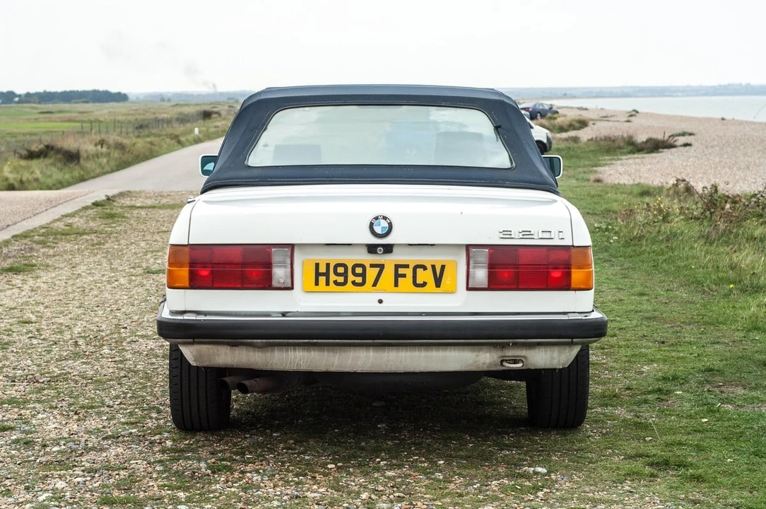 1990 BMW E30 3 Series - Image 12 of 30