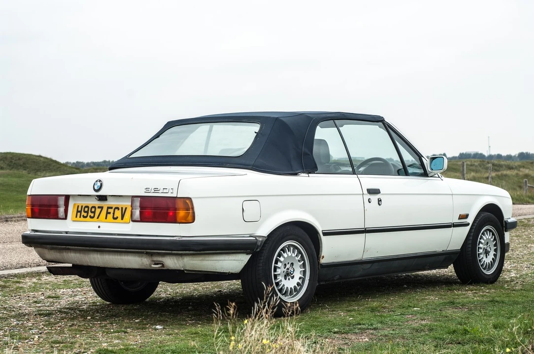 1990 BMW E30 3 Series - Image 13 of 30