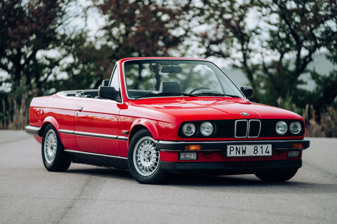 1990 BMW E30 3 Series - Image 2 of 31