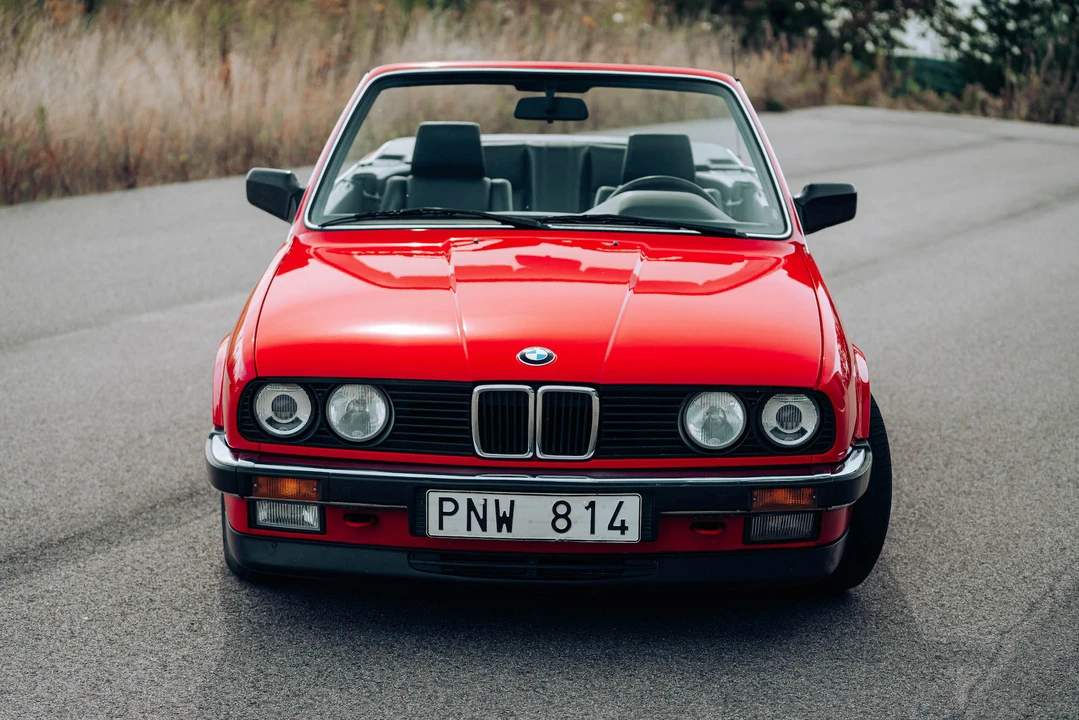 1990 BMW E30 3 Series - Image 13 of 31
