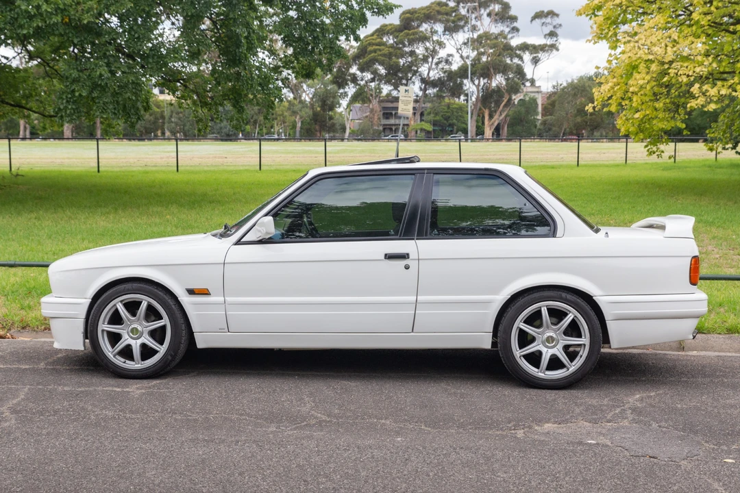 1990 BMW E30 3 Series - Image 5 of 31