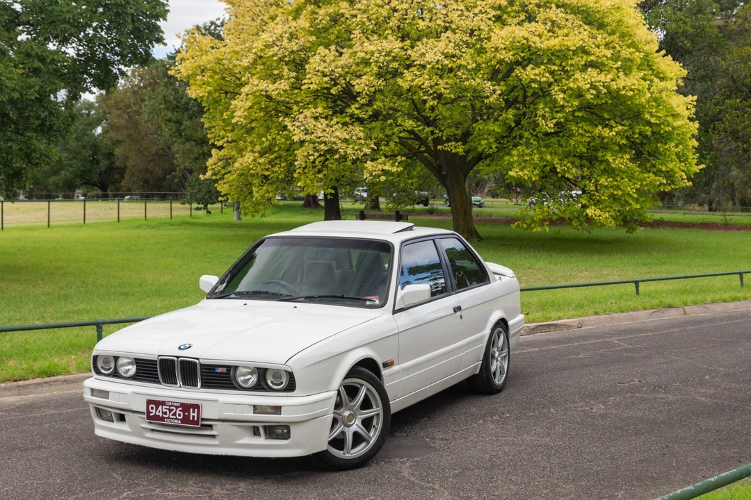 1990 BMW E30 3 Series - Image 13 of 31