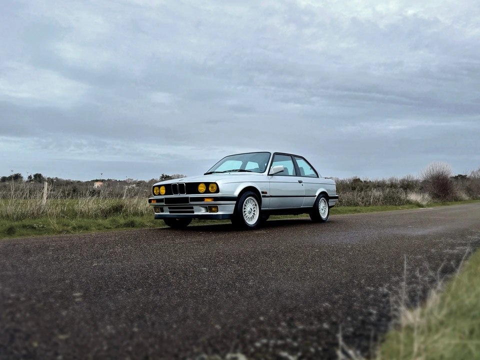 1990 BMW E30 3 Series - Image 11 of 31
