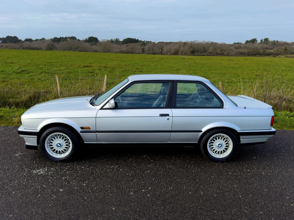 1990 BMW E30 3 Series - Image 12 of 31