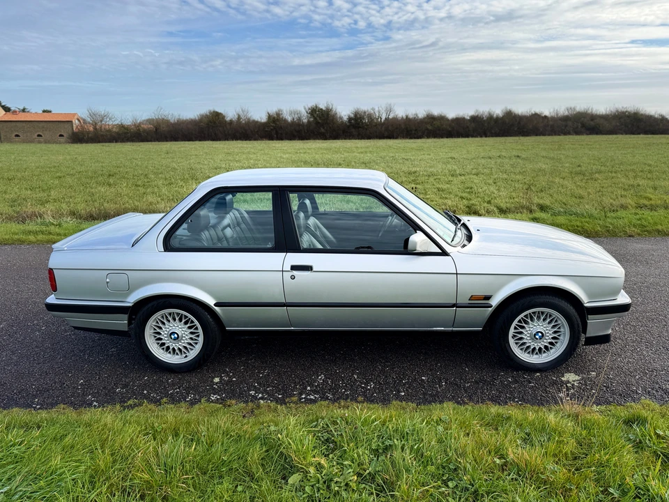 1990 BMW E30 3 Series - Image 16 of 31
