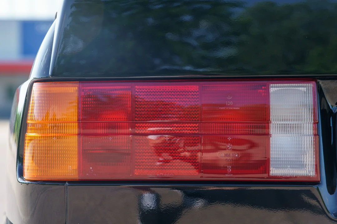 1990 BMW E30 M3 - Image 25 of 31