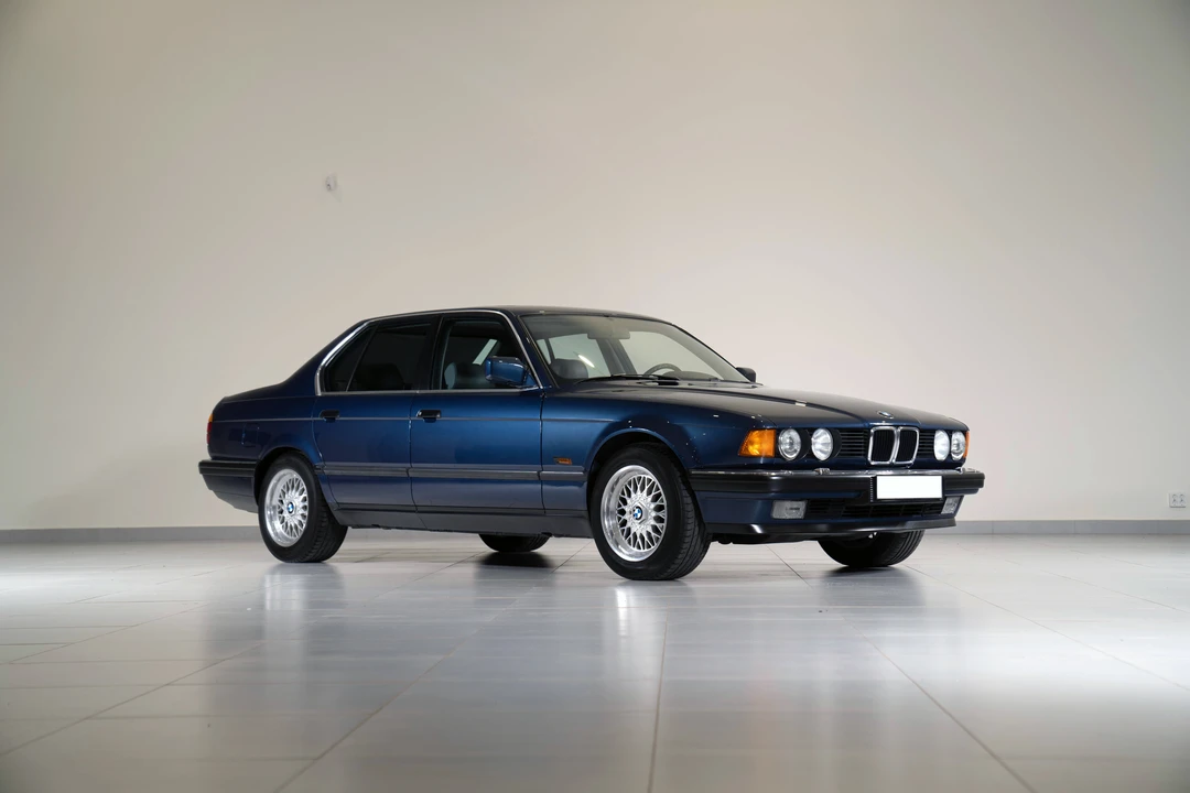 1990 BMW E32 7 Series - Image 10 of 31
