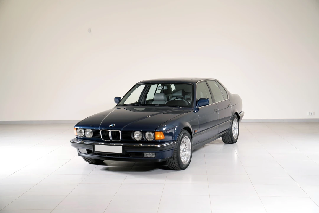 1990 BMW E32 7 Series - Image 4 of 31