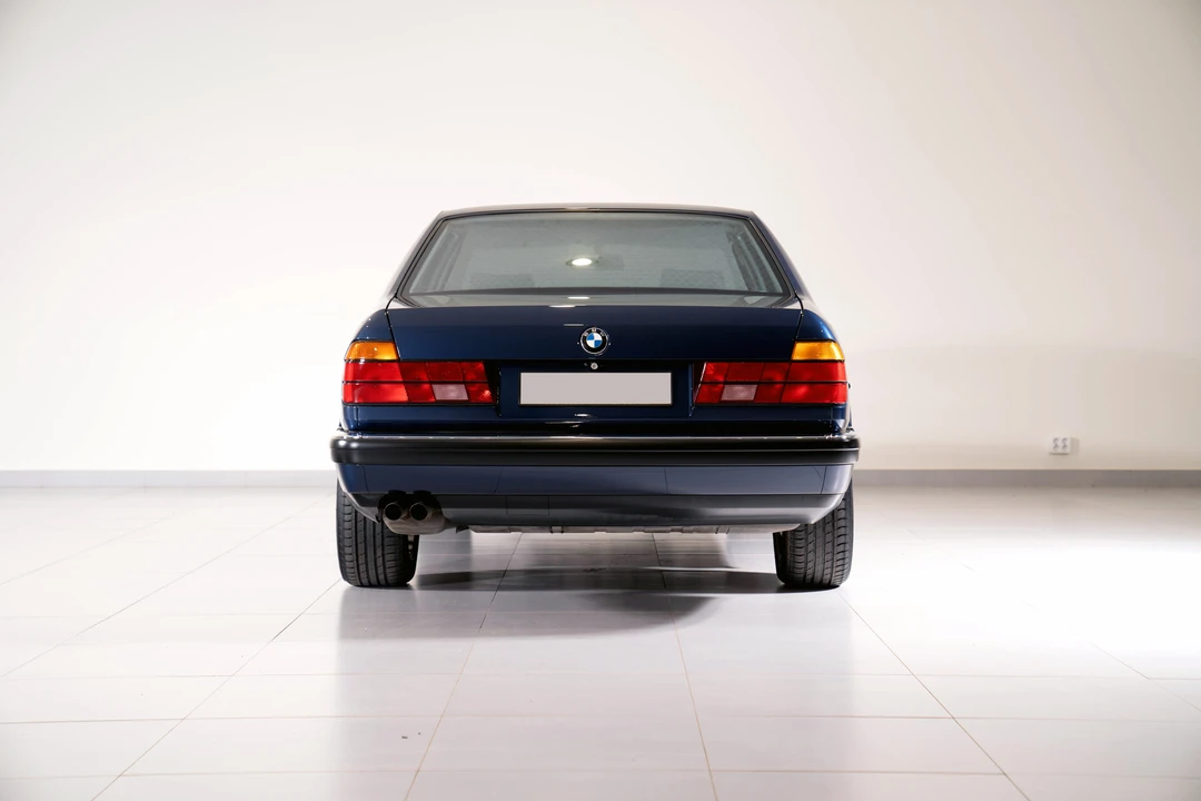 1990 BMW E32 7 Series - Image 7 of 31
