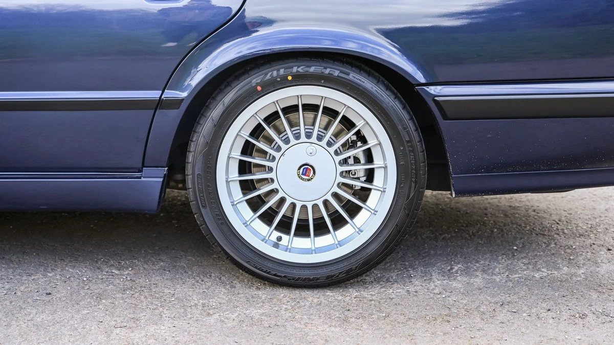 1994 BMW Alpina B10 - Image 11 of 30