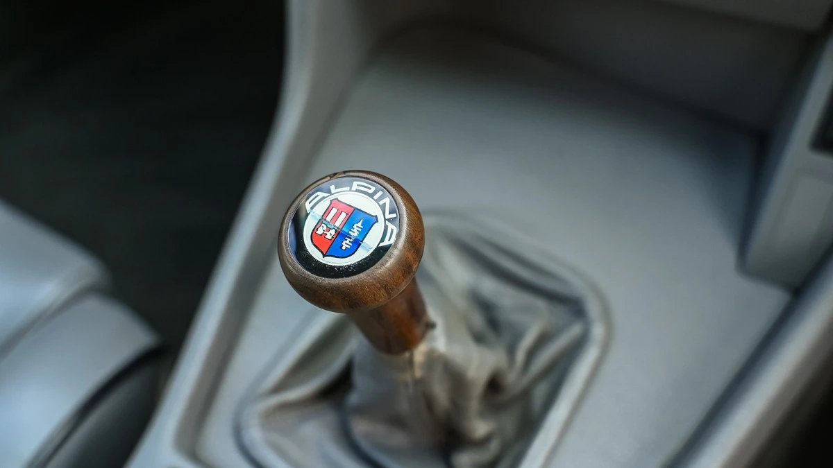 1994 BMW Alpina B10 - Image 29 of 30