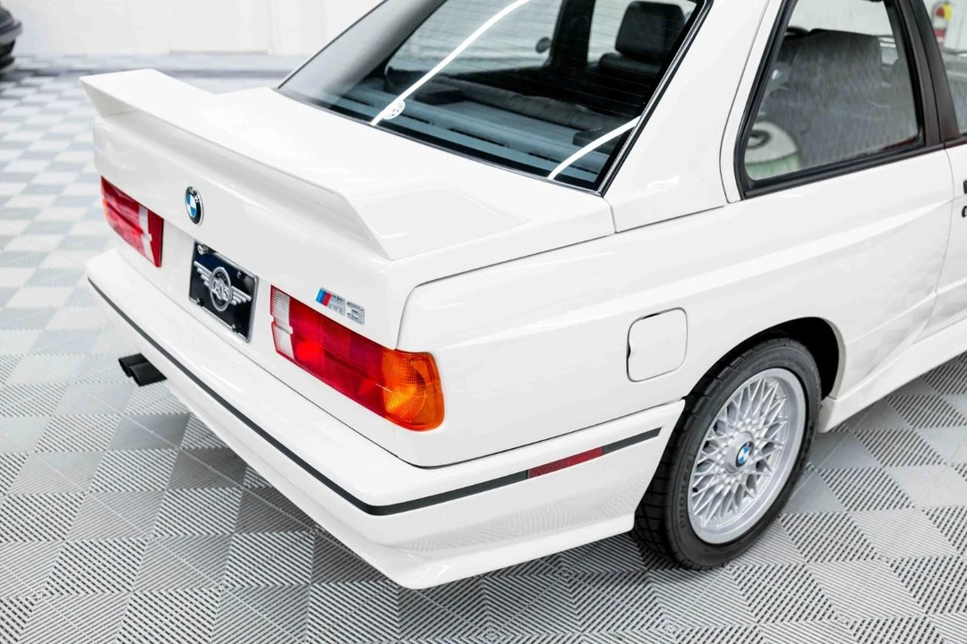 1990 BMW E30 M3 - Image 23 of 31