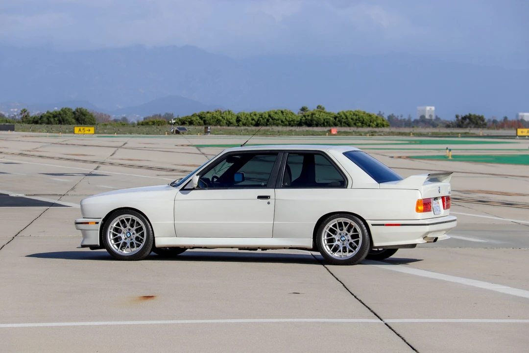 1990 BMW E30 M3 - Image 10 of 31
