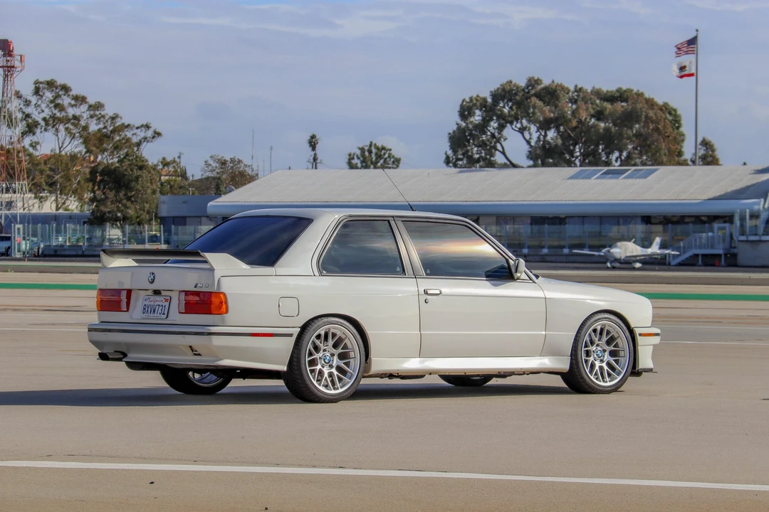 1990 BMW E30 M3 - Image 19 of 31