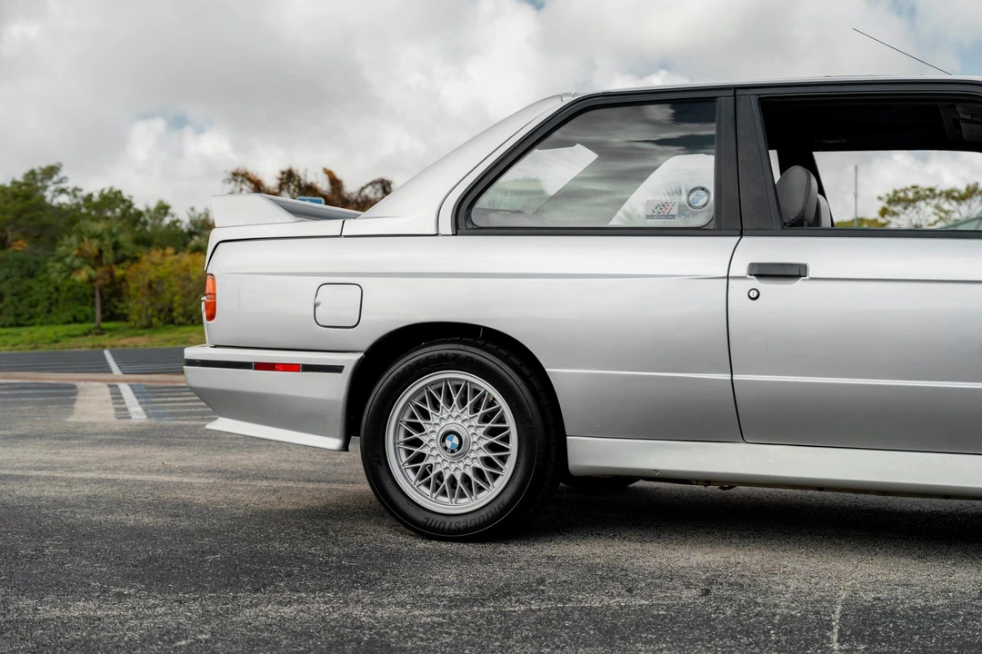 1990 BMW E30 M3 - Image 17 of 31