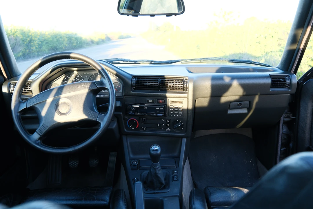 1990 BMW E30 M3 - Image 25 of 31
