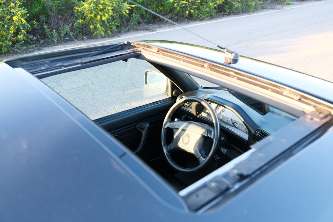 1990 BMW E30 M3 - Image 14 of 31
