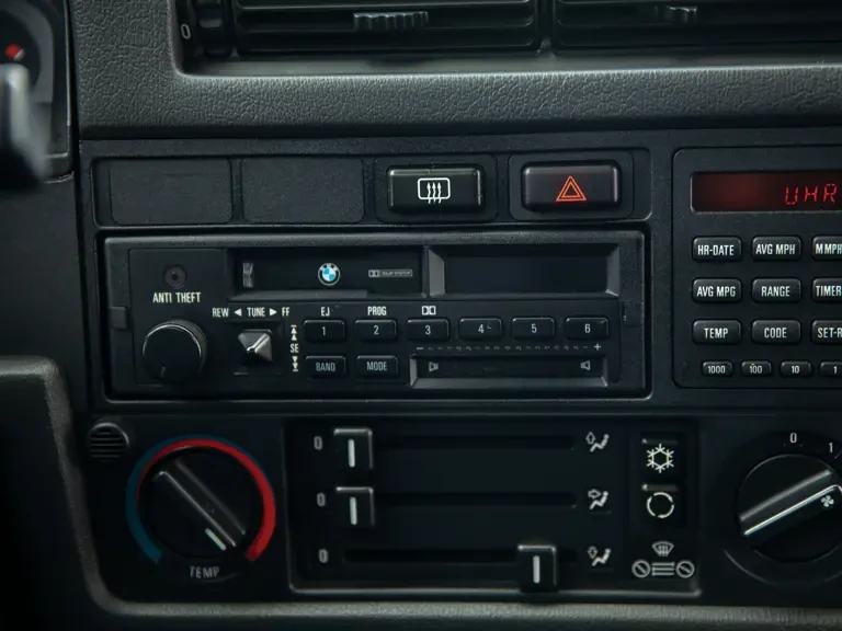 1990 BMW E30 M3 - Image 18 of 28