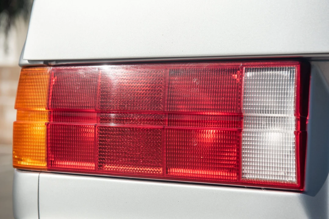 1990 BMW E30 M3 - Image 15 of 31