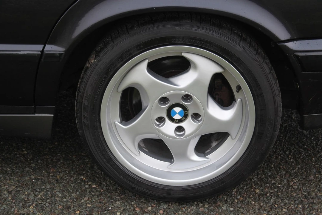 1990 BMW E34 M5 - Image 17 of 30