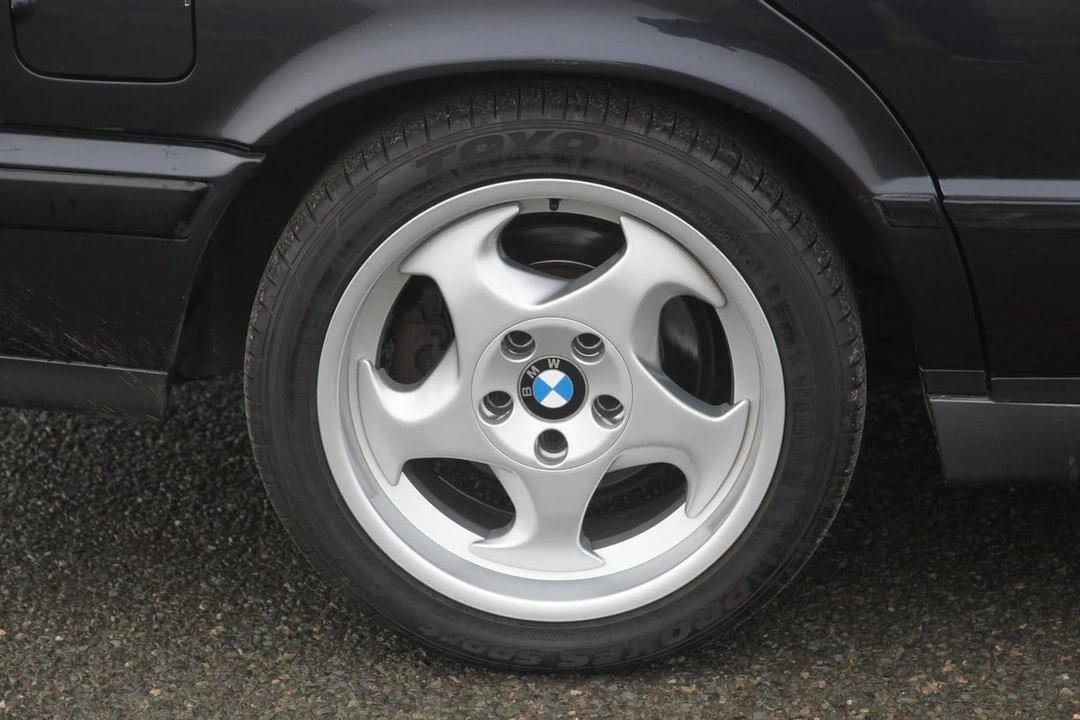 1990 BMW E34 M5 - Image 20 of 30