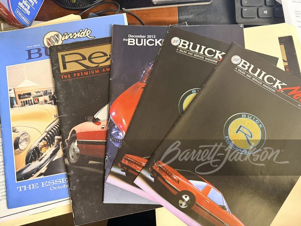 1990 Buick Reatta - Image 2 of 10