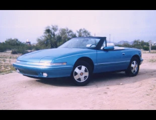 1990 Buick Reatta - Image 3 of 4