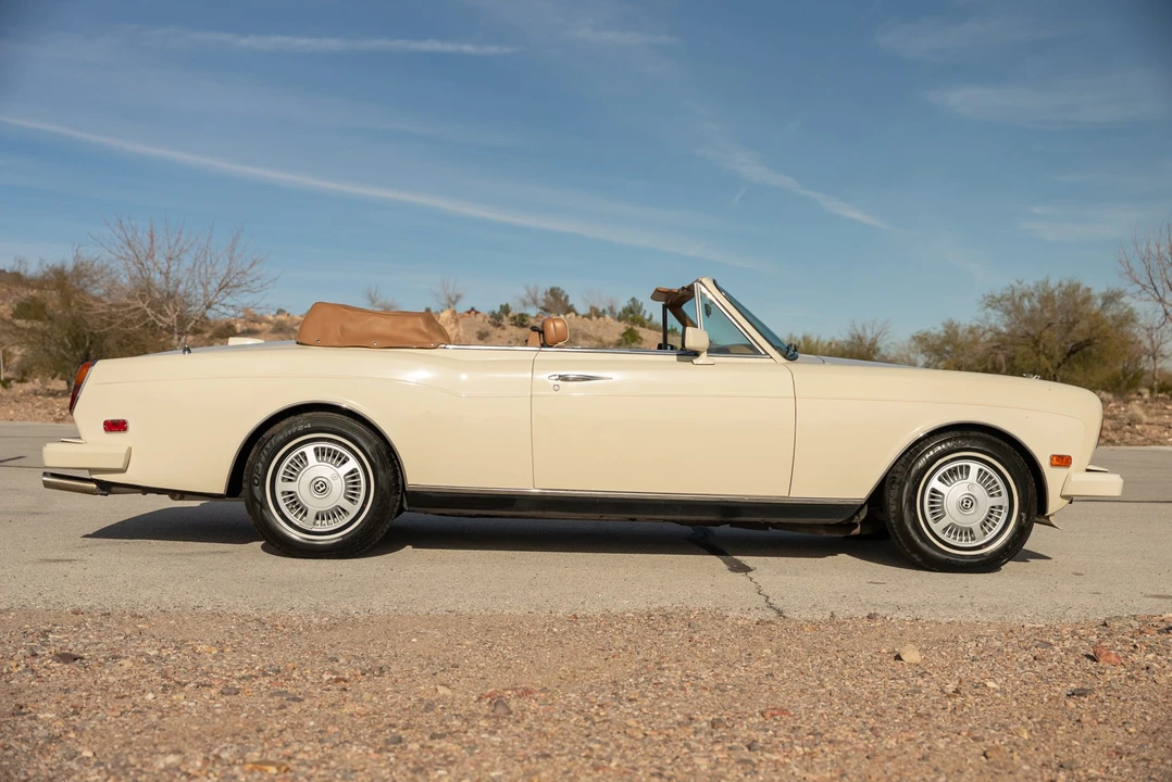 1990 Rolls-Royce Corniche Series III - Image 12 of 31