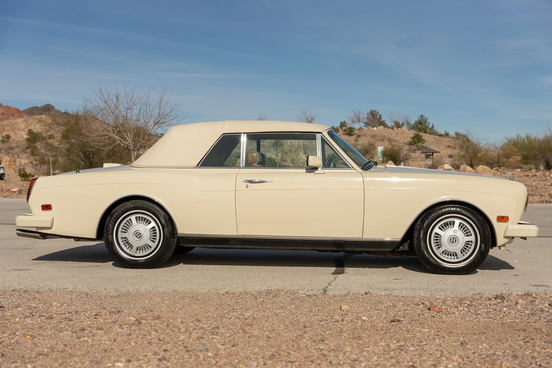 1990 Rolls-Royce Corniche Series III - Image 13 of 31