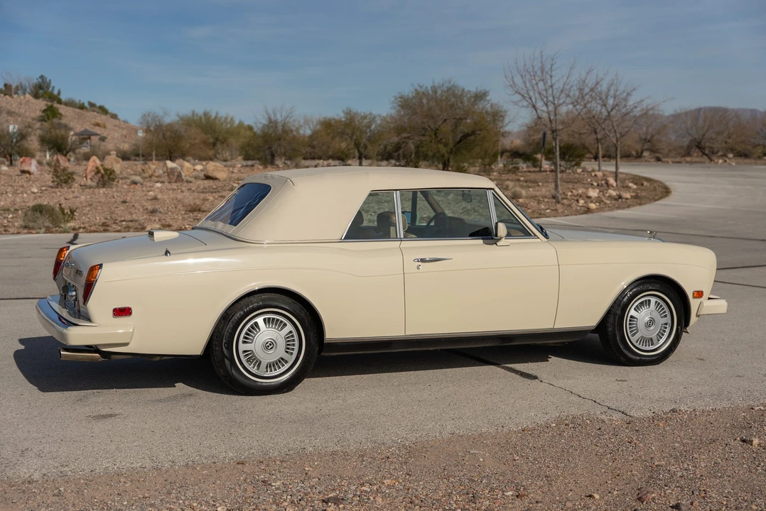 1990 Rolls-Royce Corniche Series III - Image 14 of 31