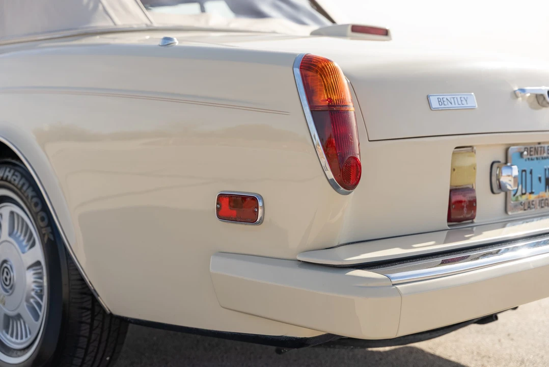 1990 Rolls-Royce Corniche Series III - Image 28 of 31