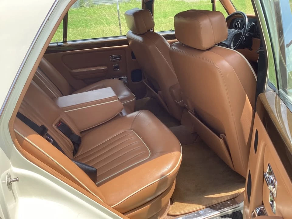 1990 Bentley - Image 5 of 10